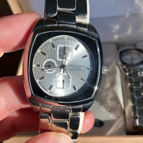 Vintage Vellaccio Watch Set His/Hers New With Box $199 Retail - Picture 2 of 13